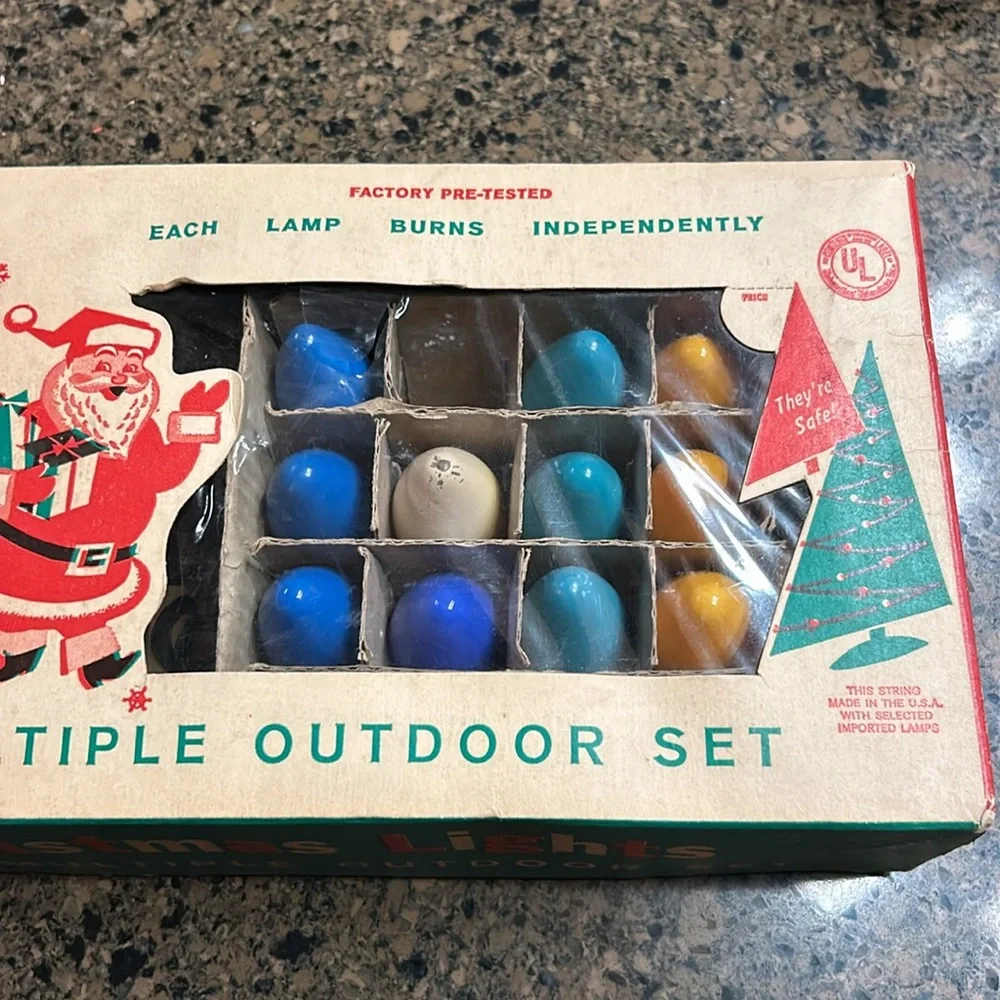 43 Vintage Murphy’s Outdoor Christmas Lights Set in Assorted Colors